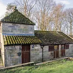 Sycamore Cottage, Falling Foss Waterfalls